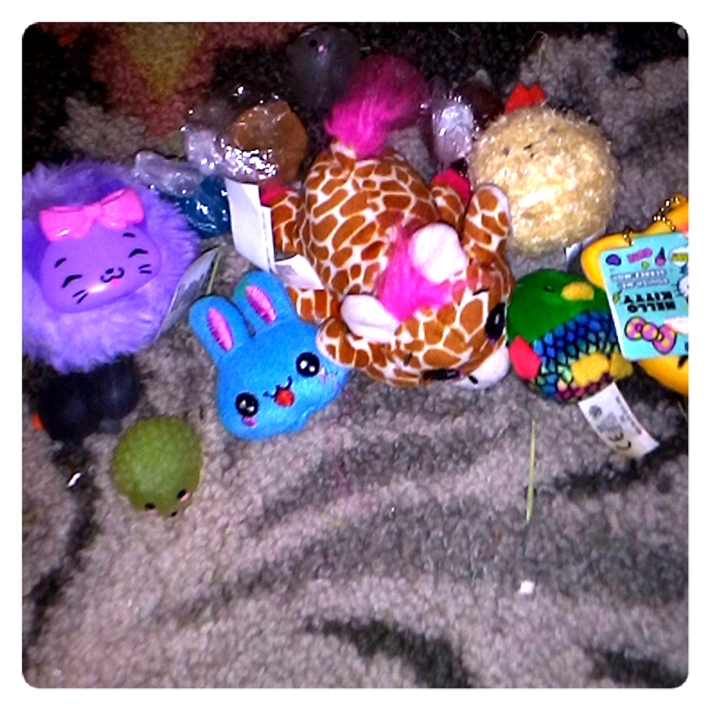 Huge sale on girls 13 piece toy set